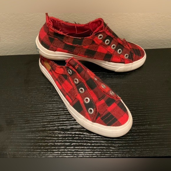 Blowfish Red Checkered Sneaker - Picture 1 of 2